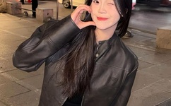 车内做运动视频叫疼